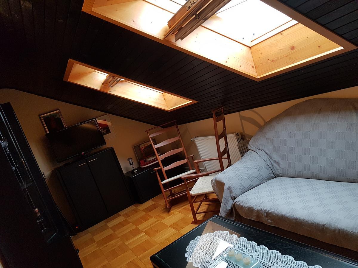 Apartment Manca Ljubljana Exteriör bild